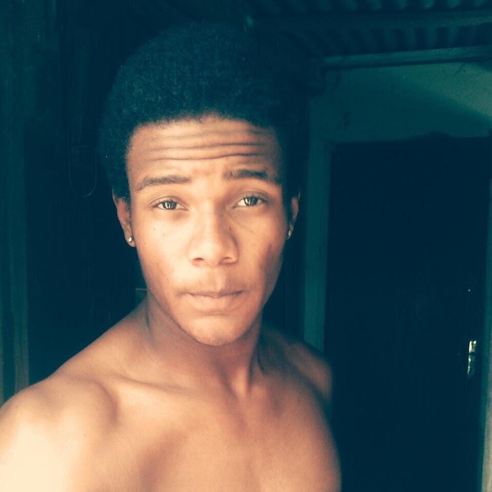 Smikey From The Yellow Gaza Crew Folow Me Actualité : Music Vidéo Frestlyle etc... Wap Wap