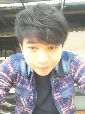 Ordinary boy, with an extraordinary life. IG:ariewew