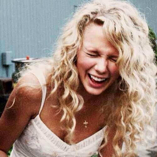 Taylor Swift is my inspiration. So follow me.