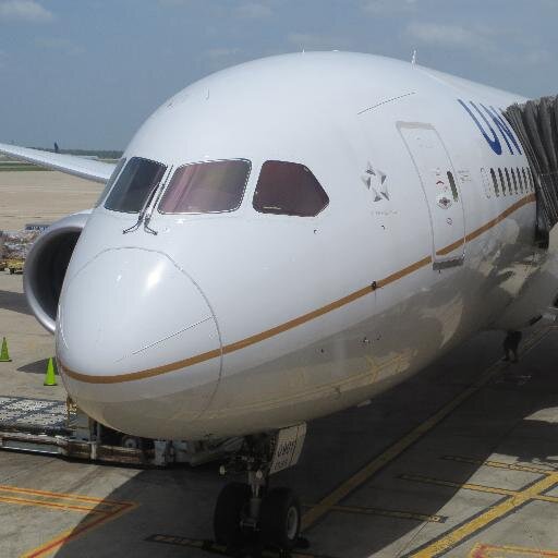 AirplaneObsessd's profile picture. Airplanes. Baseball. Finance. Cops. Driving. Yeehaw.