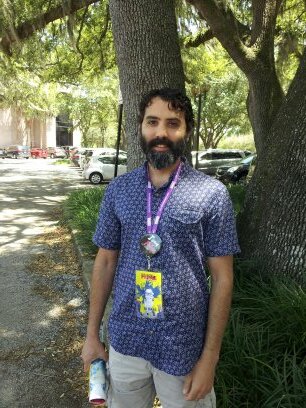 A NYC runner, biker, swimmer; website and MySQL developer, and admin; volunteer. Fan of food, plays, concerts, independent and foreign films.