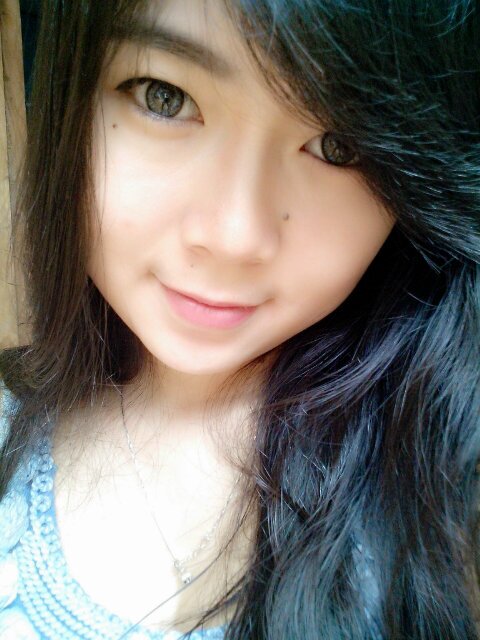 •Mahasiswi UPI'10 • ♥Adilla Syamsa