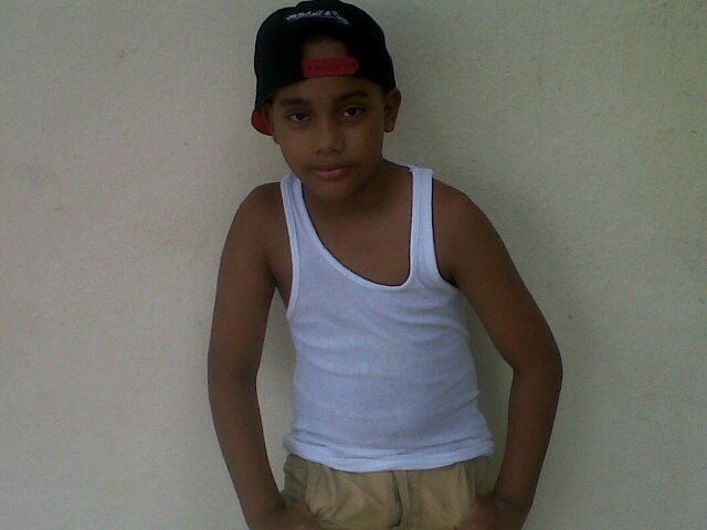 andrewz3030's profile picture. 