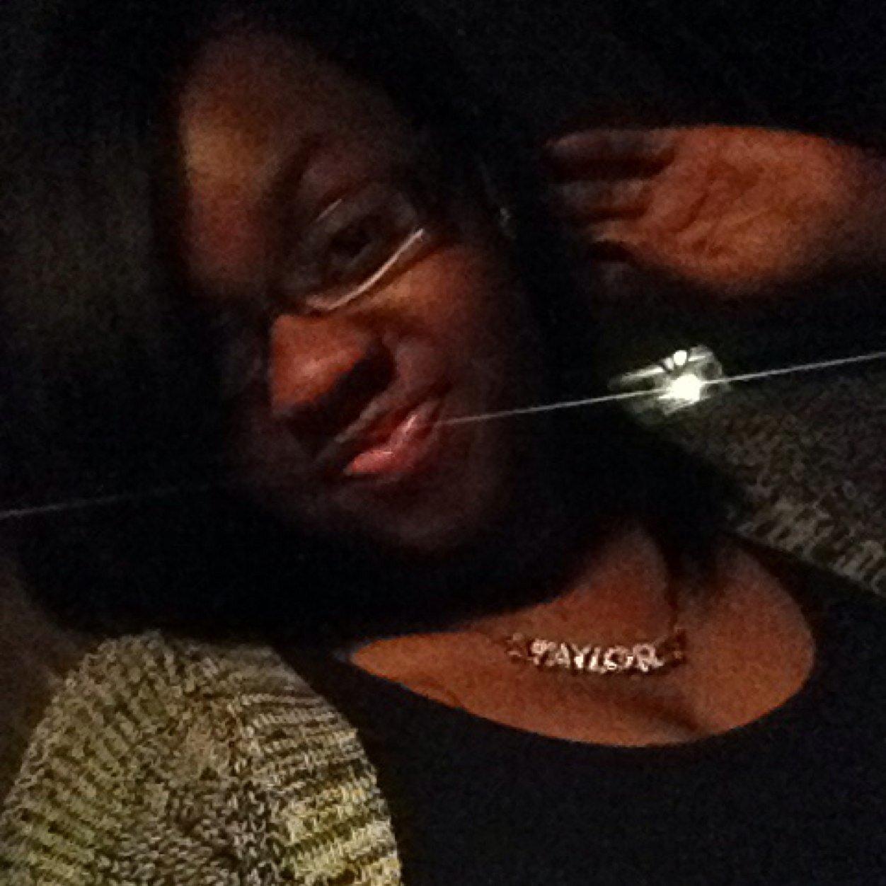 Nish_Heey's profile picture. Well .. IM BACK ..