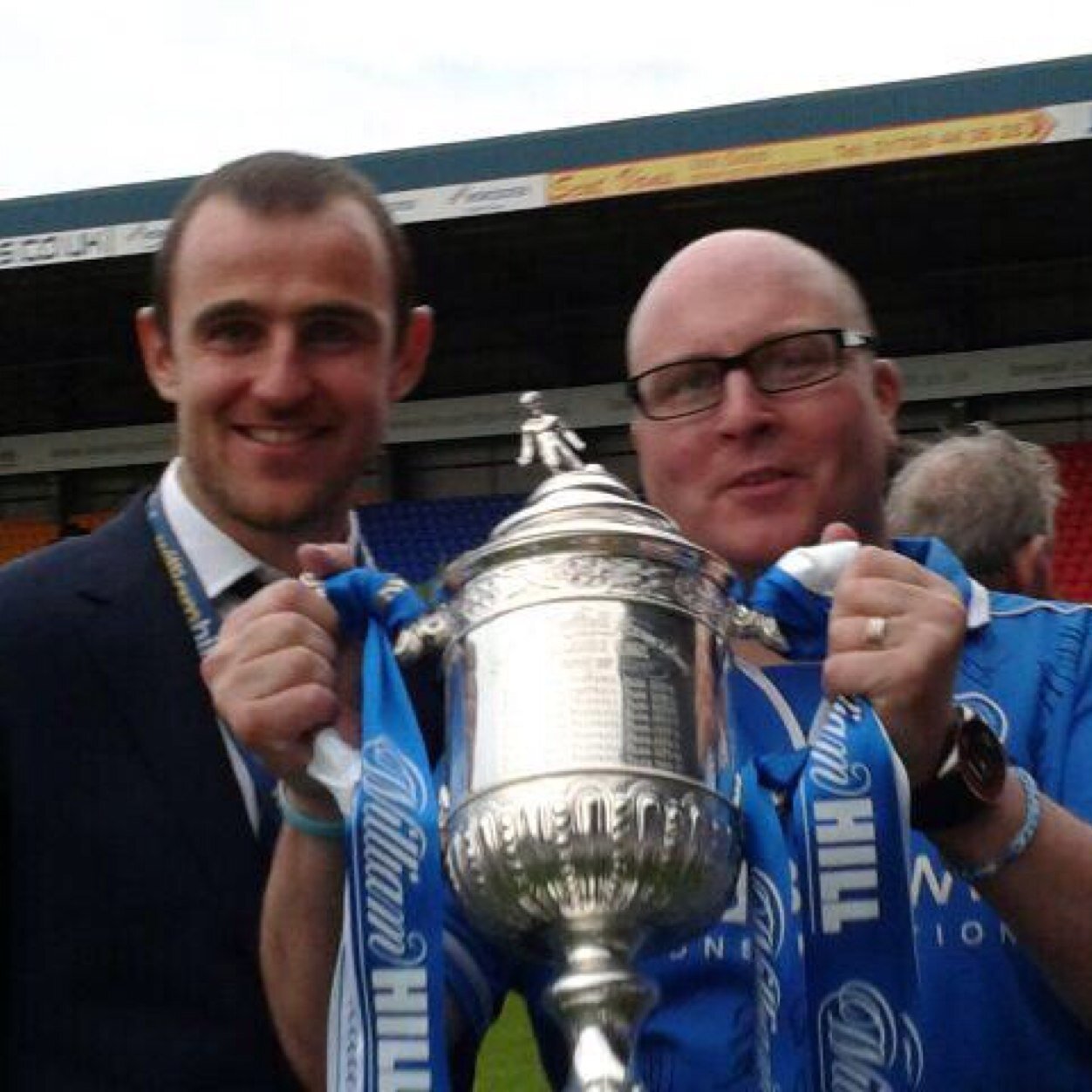 loves football - St Johnstone, Arsenal - also love boxing and horse racing - and of course happily married