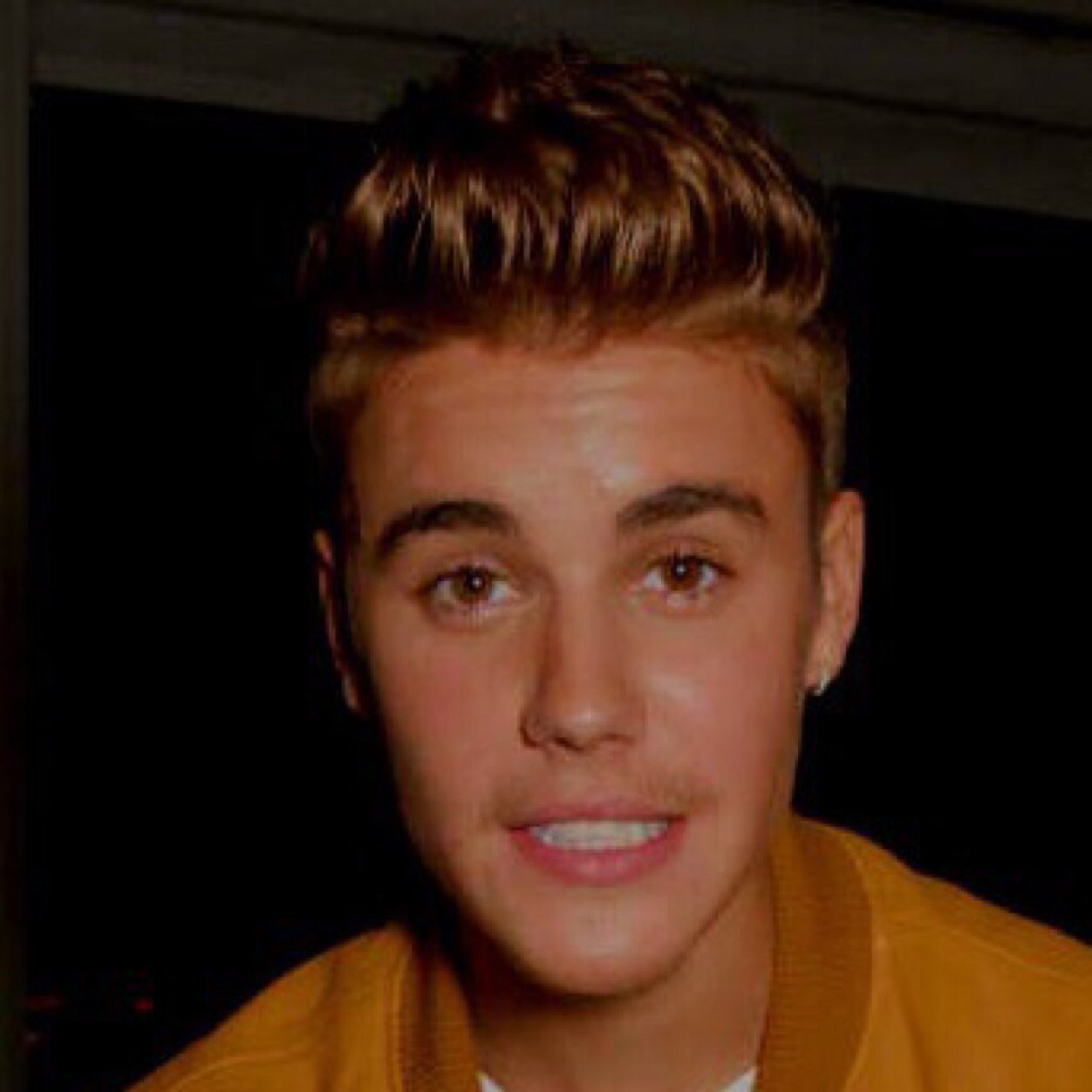 Up in the clouds smokin a blunt with bizzle 
         @7LBS11OZBIEBER