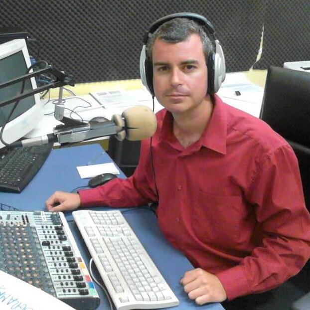Twitter oficial del programa de radio Lo Que Faltaba con Julián Santofimia y todo su equipo. Desde el año 1997. Sonando en más de 50 emisoras de radio.