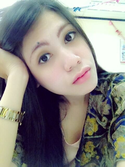 veandria's profile picture. Don't know about me ?? Yes, I don't know 'bout you too.. Let's  follow me up.. ;)