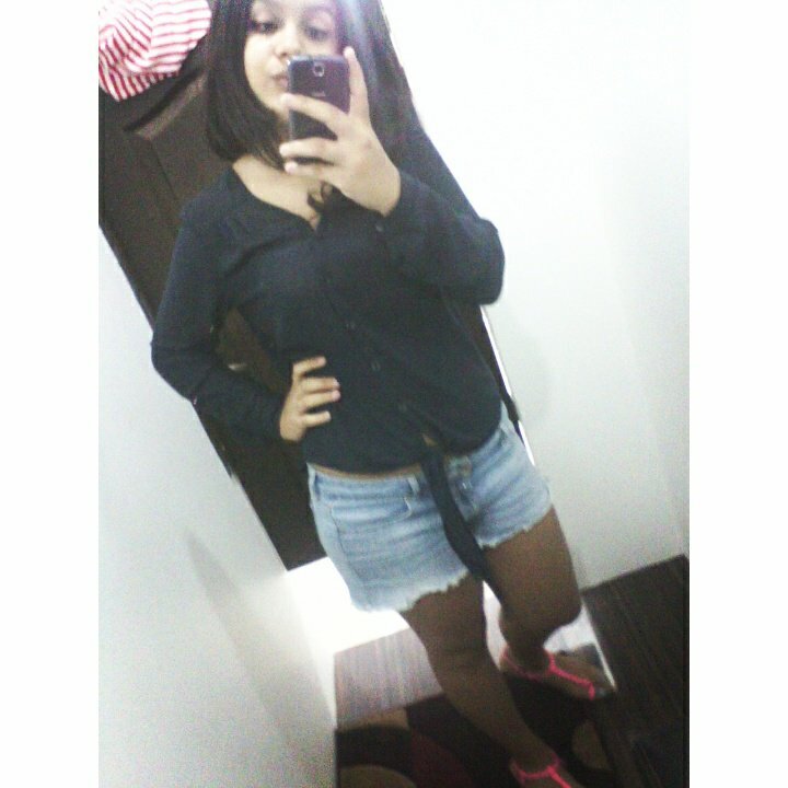 Amante de pop-rock. pin: 79051EA4