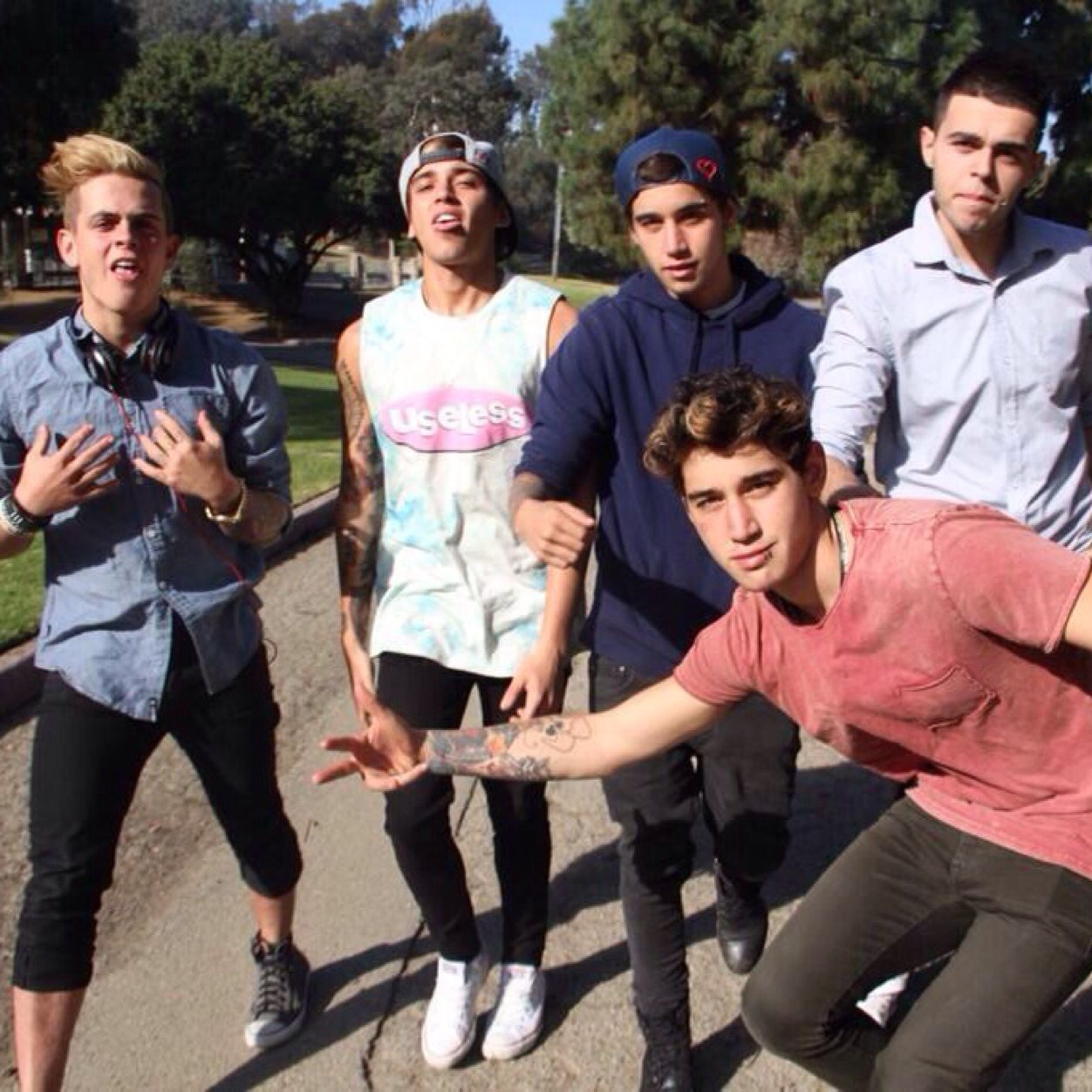 Janoskian5SOSL's profile picture. I gave you a free follow so please follow @damnastxn for me?