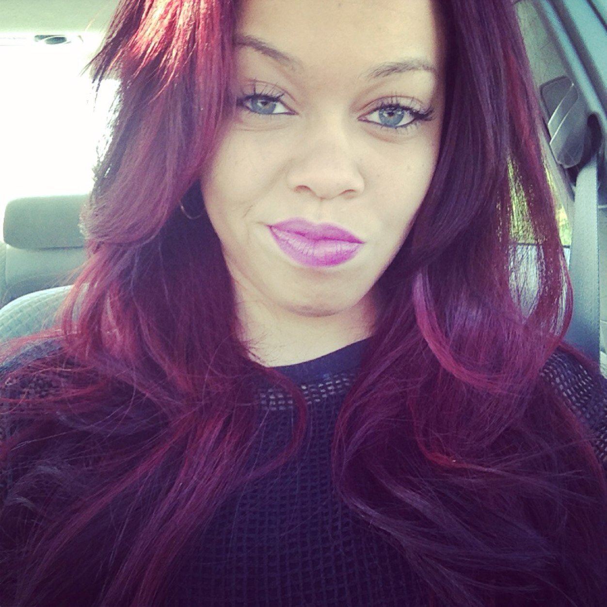 NY bred | ATL raised | Caribbean | Graduate | Cosmetologist | Mixologist | Pescetarian | Hustla | MuzikLuva | MovieWATCHER | B.L.U.N.T. | #SunshinesOwn