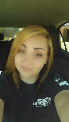 21. Middle Earth. Fantasy enthusiast. Tea drinker. Sci-Fi wonderland. Artist. Future engineer. •♥•☆•♥•