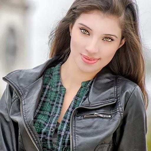 karla061193's profile picture. Mi pasión es el modelaje, adoro los photoshoots, pasarelas.. Mi ídolo por muy loco que sea es Justin Bieber, él me enseñó a no darme por vencido y a creer :)