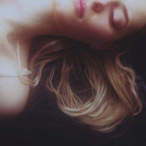 Nothin's gonna make me forget the sweet taste of silence.                          {.alone.}