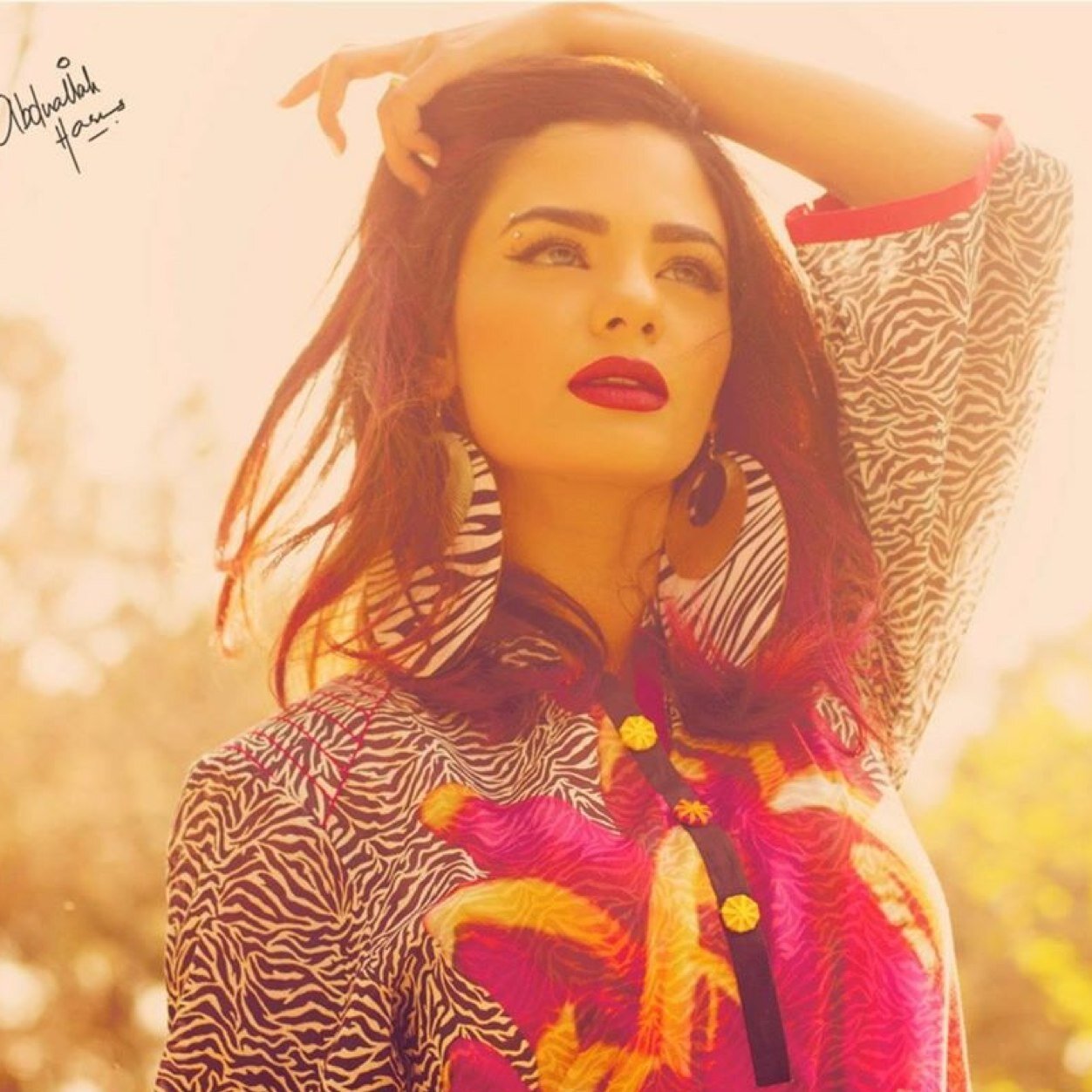 AlizehW's profile picture. Model/Art and Food Fanatic.