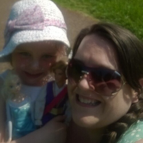 Hi I am Mereille, I am a busy Single Mummy to my gorgeous girl. I believe that the more you put in, the more you get out!!