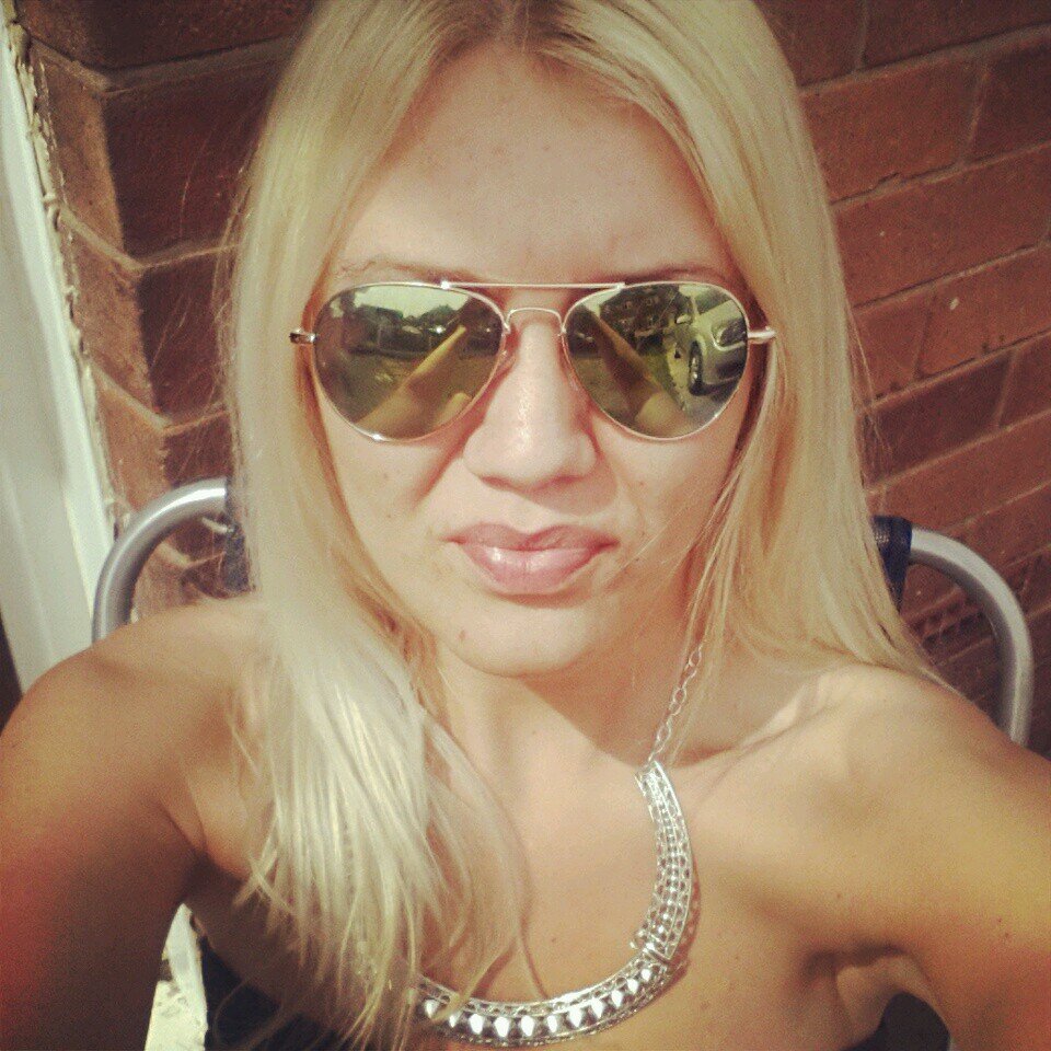 Only be with a guy who ruins your lipstick                    Not your mascara :-) xxx