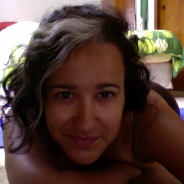 Venezolana, productora de eventos, viajera y enamorada de la música.