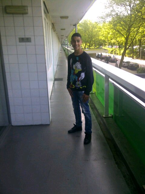 insta: nadir_030