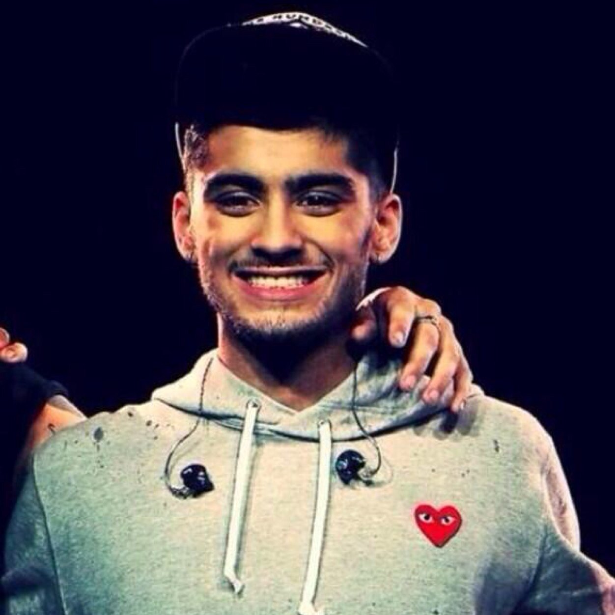 ask for a follow back on @raybanzouis