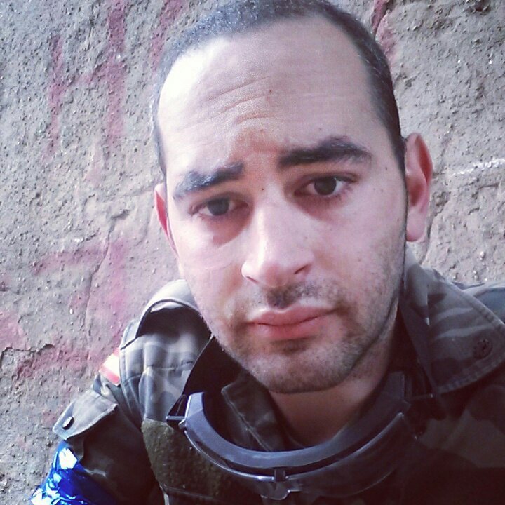 Cuenta creada específicamente para los amantes de este DEPORTE. Próximamente videos de ayuda para entenderlo más a fondo. #Esto_Es_Airsoft