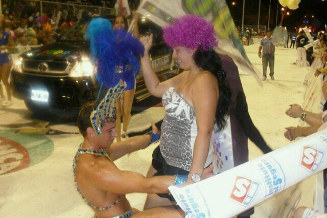 Tema : te extraño de Riki Martin!!!!!!!