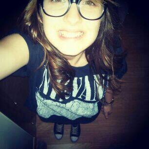 VaMasAlla's profile picture. ¿199_? Soy la razón de tu existencia. No es fácil formar parte de este mundo sin volverse loco. Un día más, uno menos, depende del optimismo con que lo miremos.