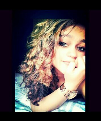 CintaSSx's profile picture. 'Maluku |  Love bestfriend @Hollandrine ♥|        IG; ssamallo