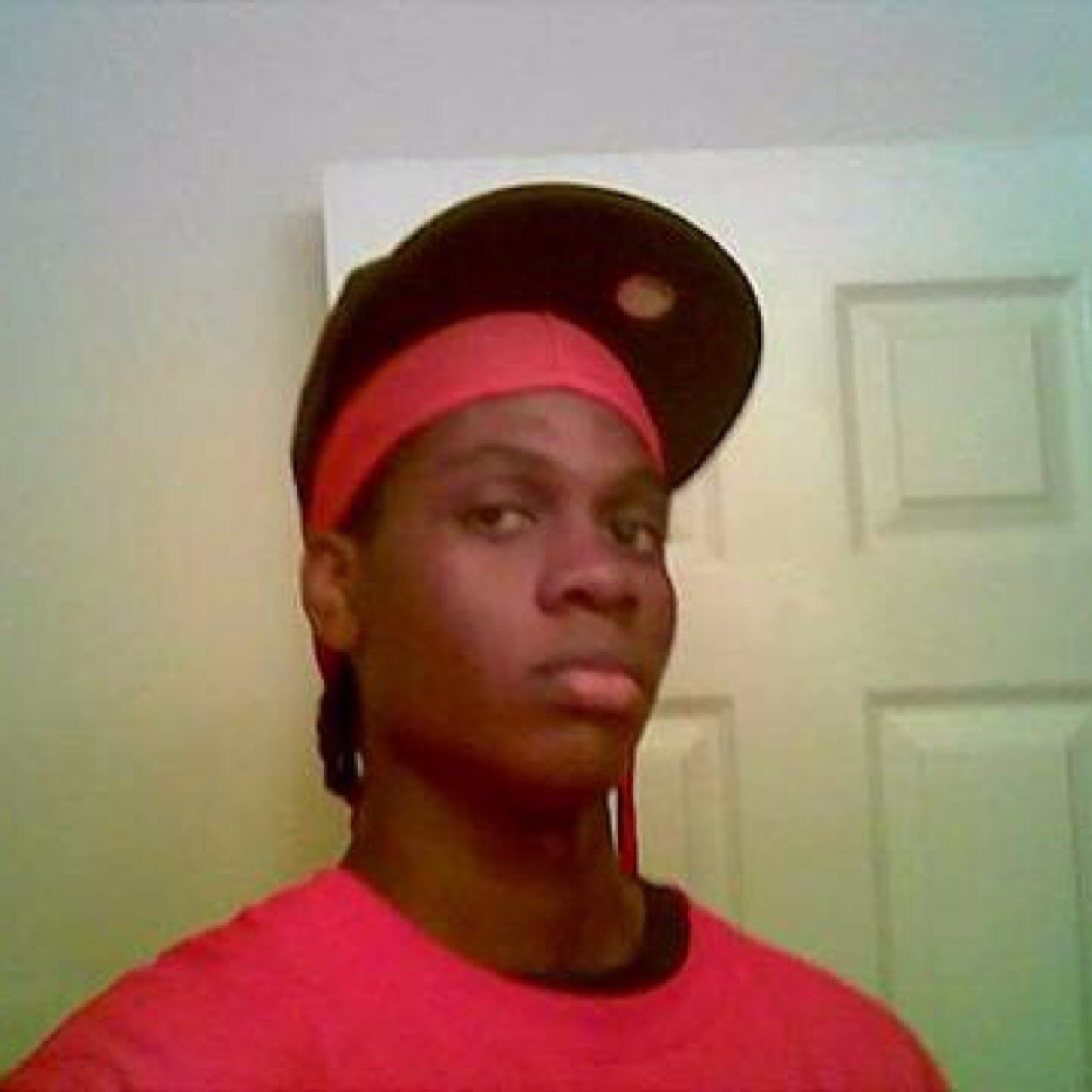 out hur tryin tah fuck bitches and get dat bread yah mean