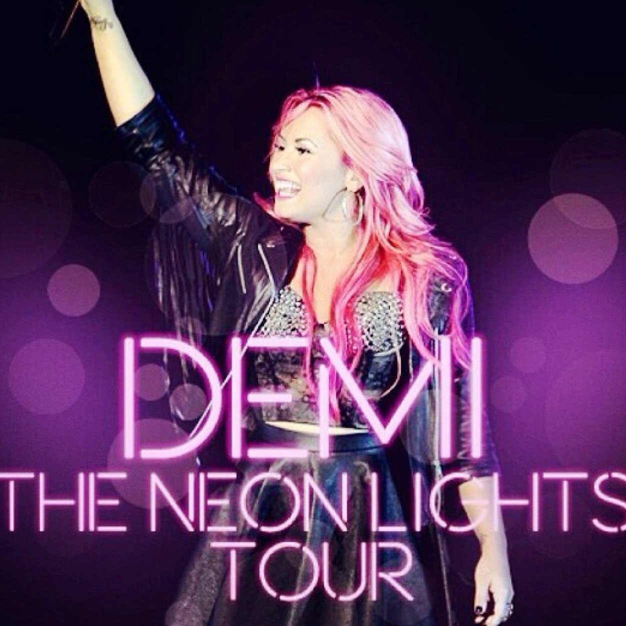 Hey! @ddlovatic1010 gave you this free follow, so please follow her and not this acc!! Thank you cuties! Love ya xxx