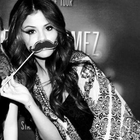Primeira,maior e melhor fan clube sob um Mundo de Informações de Selena Gomez no Rio Grande do Sul.
http://t.co/uIJofecZ7d