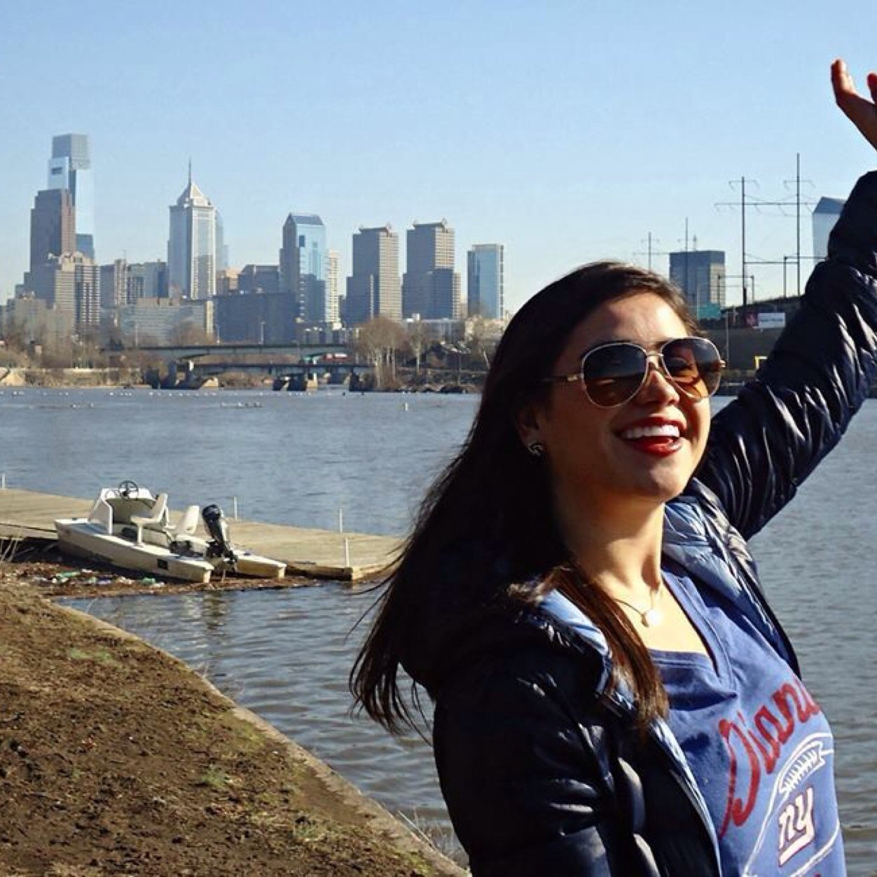 monicaadc's profile picture. 