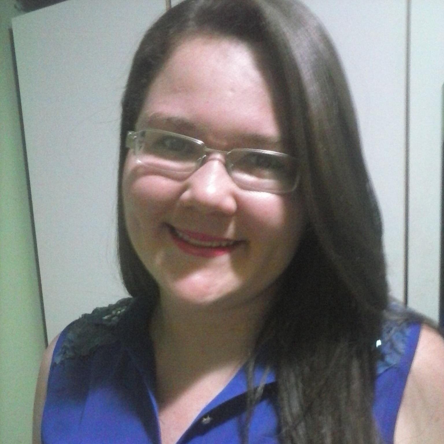 Graduando em Farmácia na Universidade Federal de Alagoas...Ninguém consegue ser feliz sozinho:D