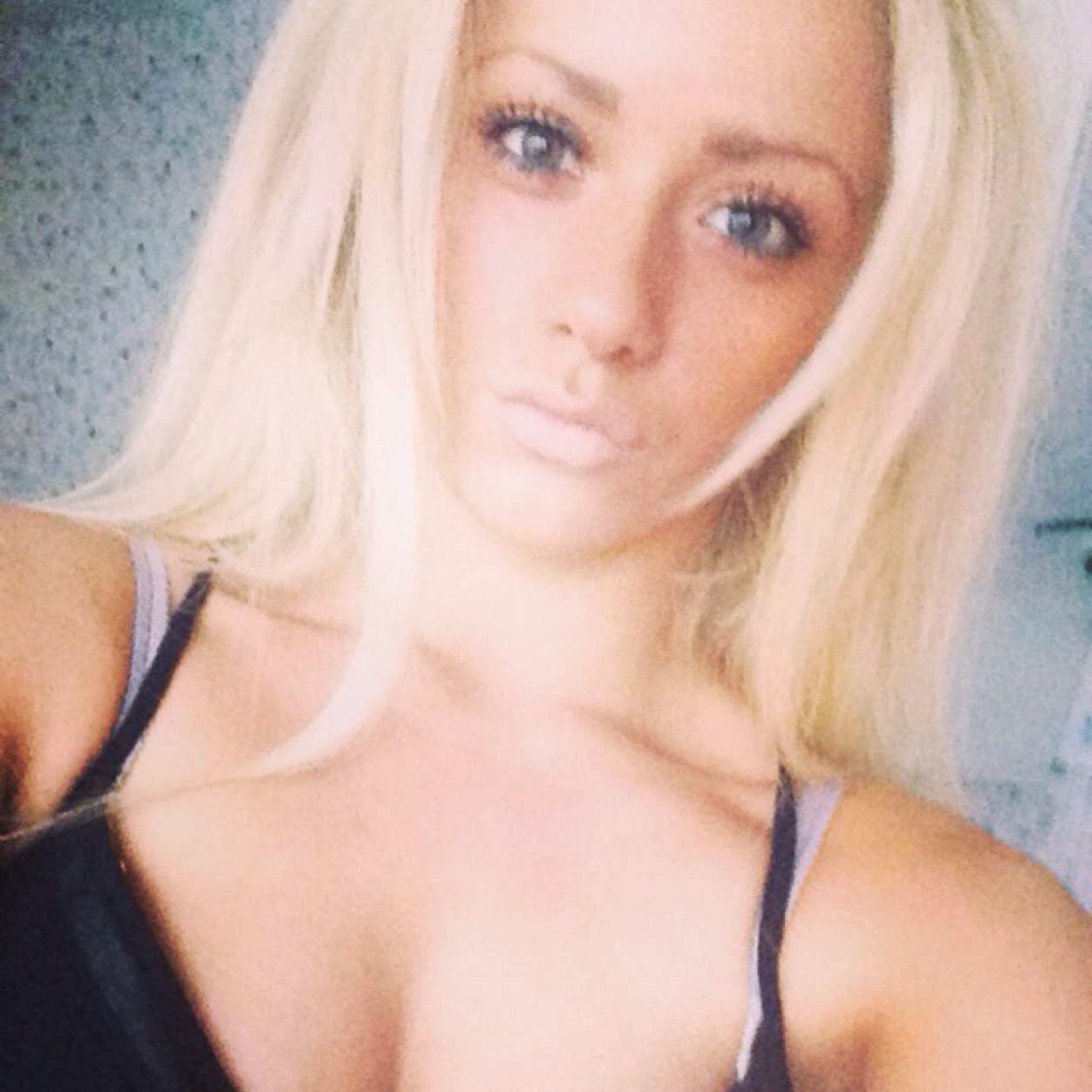 hannah_d1998's profile picture. 