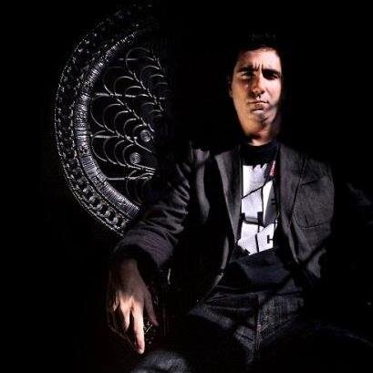 nellobarile's profile picture. ...della verità ben rotonda il solido cuore.