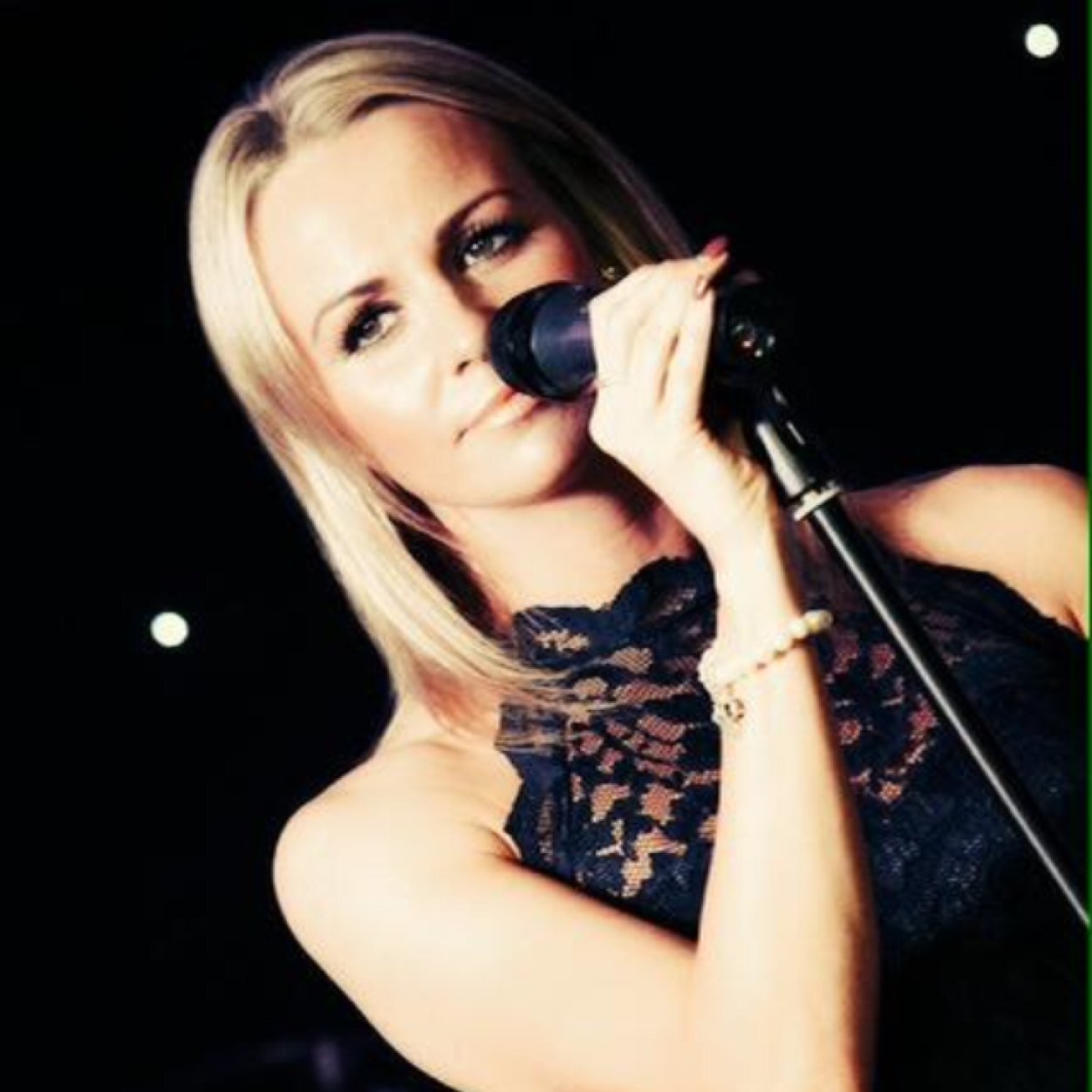 singermichelee's profile picture. Vocalist /Entertainer
 Jazz, Swing, Contemporary & Popular Music. Popular at Weddings, Corporate Events, Black Tie Events & Restaurants. Based in North West
