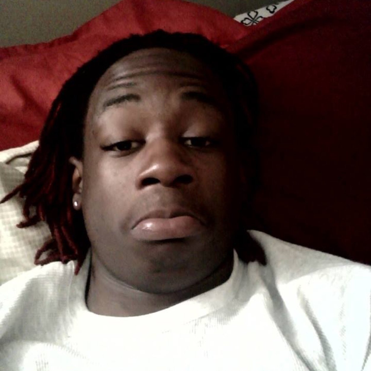 Im really cool, laid back, DREADHEAD. 15 years old {yungin} birthday is June 9th. Kik name: Qmainekilla, snapchat: scareface_geek