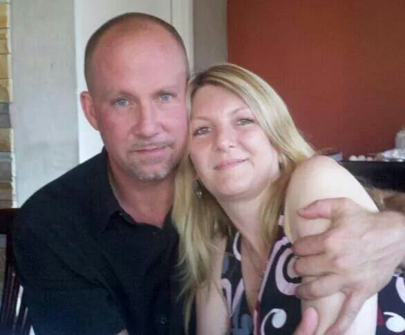 pinkribbon1313's profile picture. 