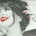 اللهم لاتحرمني من تقبيل يديها كلما بديت يومي ماحيت بصحتها وعافيتها ❤❤