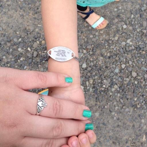 Allergy moms, striving to help you THRIVE with food allergies! http://t.co/IgJsYI74TD
