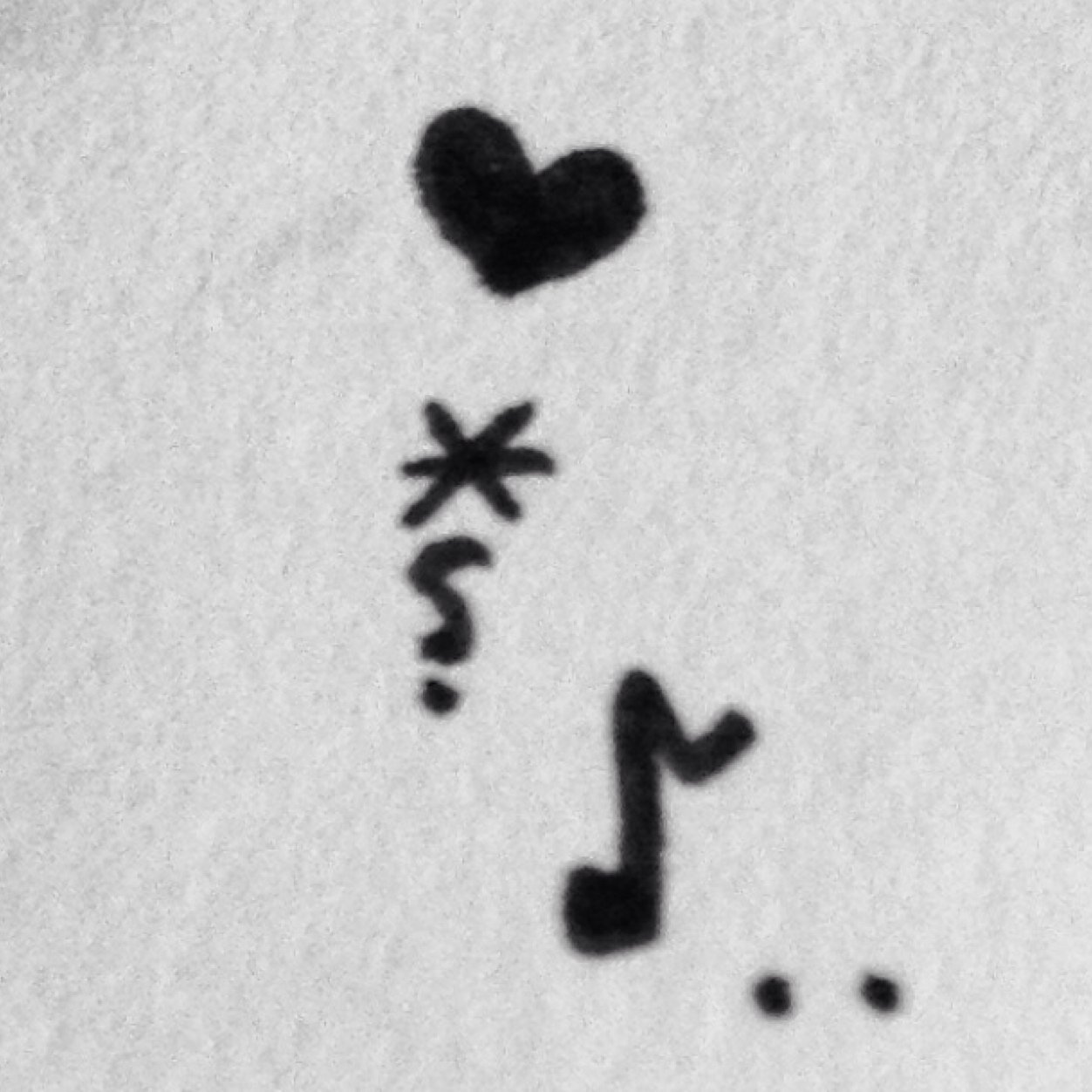 malook233's profile picture. 