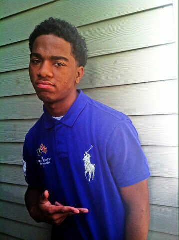 YUNG-TANK_ IM COOL LOYAL FUNNY SO WHY NOT FOLLOW me....