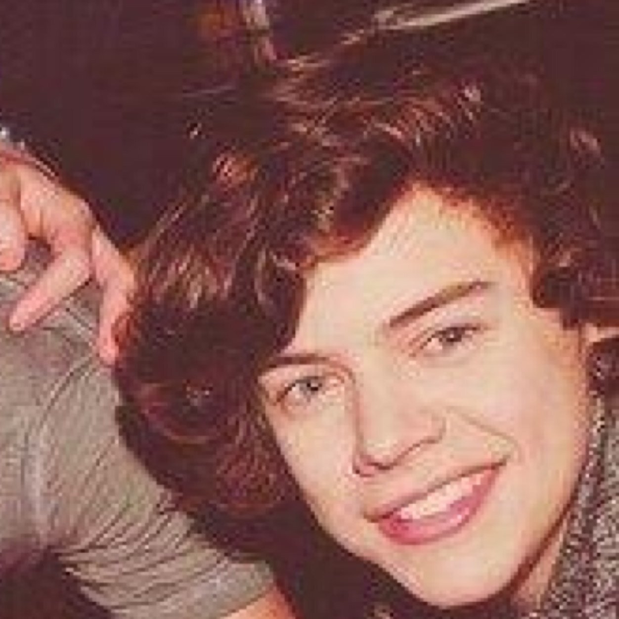 takeonharry's profile picture. 