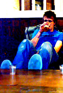 hammlikesmusic's profile picture. Insights into the lovely world of music, with reviews, songs and videos for your passing amusement!