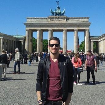 Estudiante de ADE/CCT en la UEX. Erasmus en polonia
