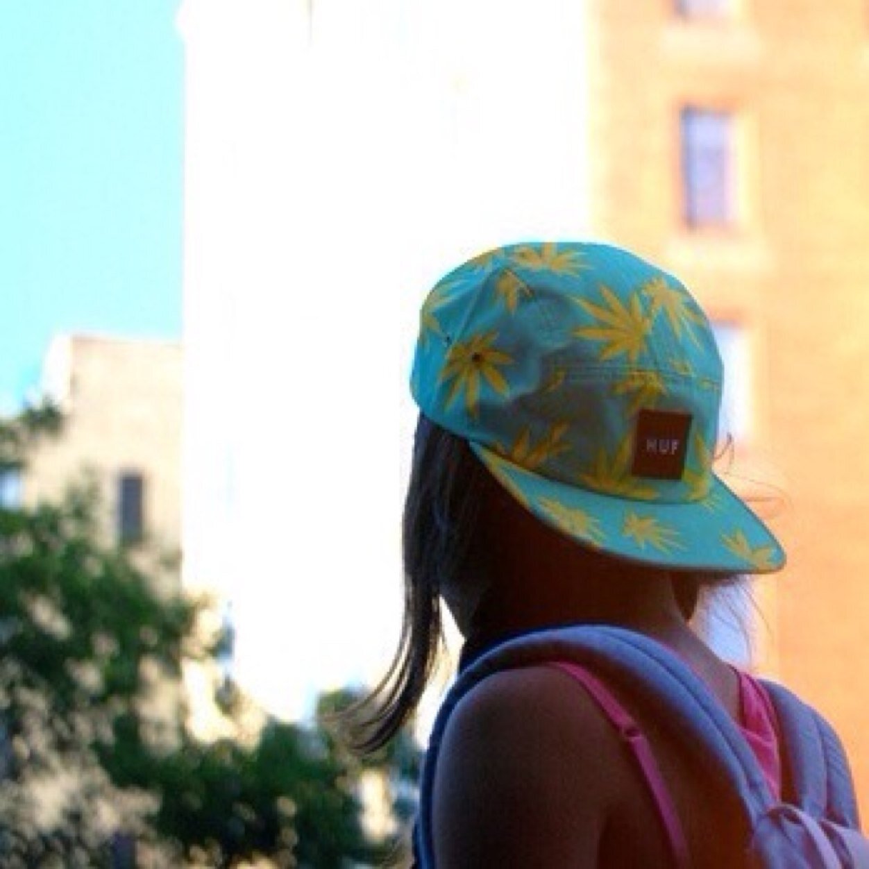 just another teenage girl that only finds peace when listening to music and blogging.