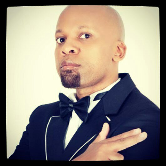 Host of North West Fm's Morning Show and Music Compiler. Loves jazz, books & wine, family (not in that order) retweets are just that.