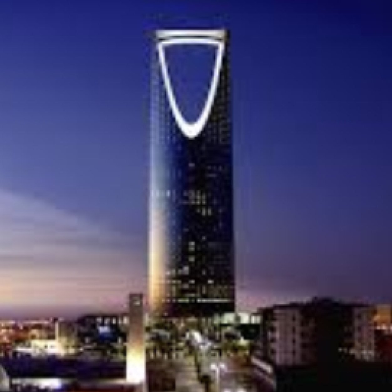 للتواصل عبر الخاص