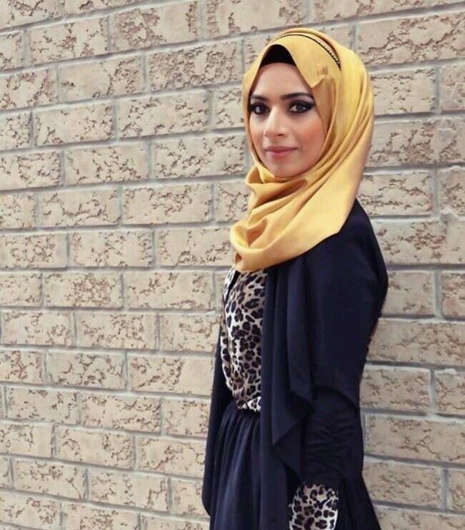 ‏أردنية ♥ ، بدرس حقوق ♥ ، كاظم الساهر عندي بلمرتبة الأولى ♥ ، برشلونية ♥