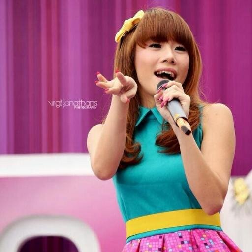Just support @CherlyChiBi || Keep Cherly spirit up :))